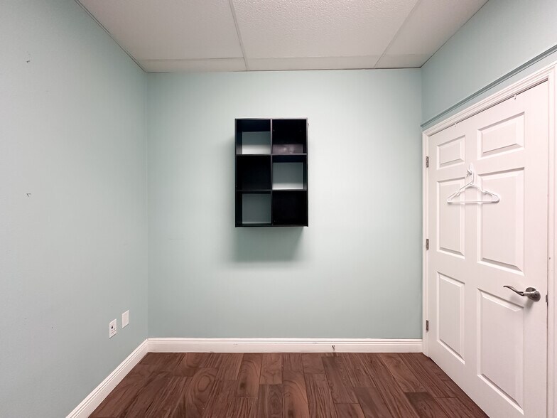 More Photos Of 107-121 Allamanda Dr, Lakeland Unknown For Lease
