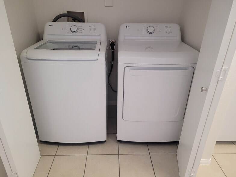 More Photos Of 1171 Sixshooter Ave, Pahrump Apartments For Sale