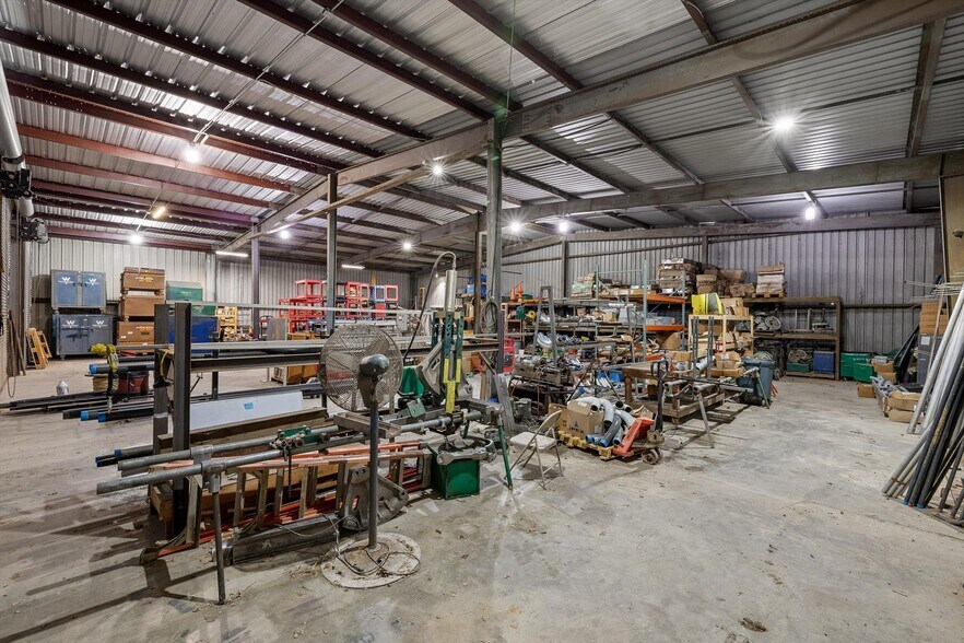 More Photos Of 1801 E 23rd St, Chattanooga Light Distribution For Lease