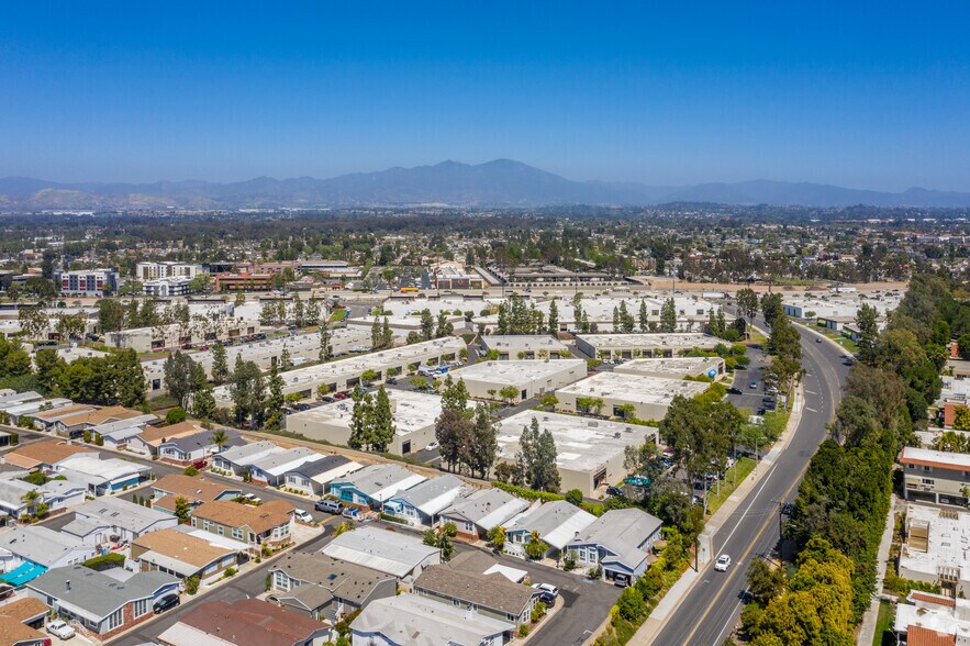 More Photos Of 23552 Commerce Center Dr, Laguna Hills Light Manufacturing For Lease