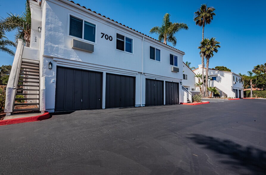 More Photos Of 185 Saxony Rd, Encinitas Apartments For Sale