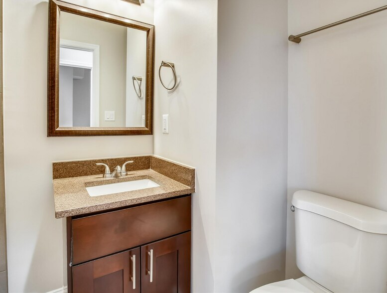 More Photos Of 4649 Hillside Rd SE, Washington Apartments For Sale