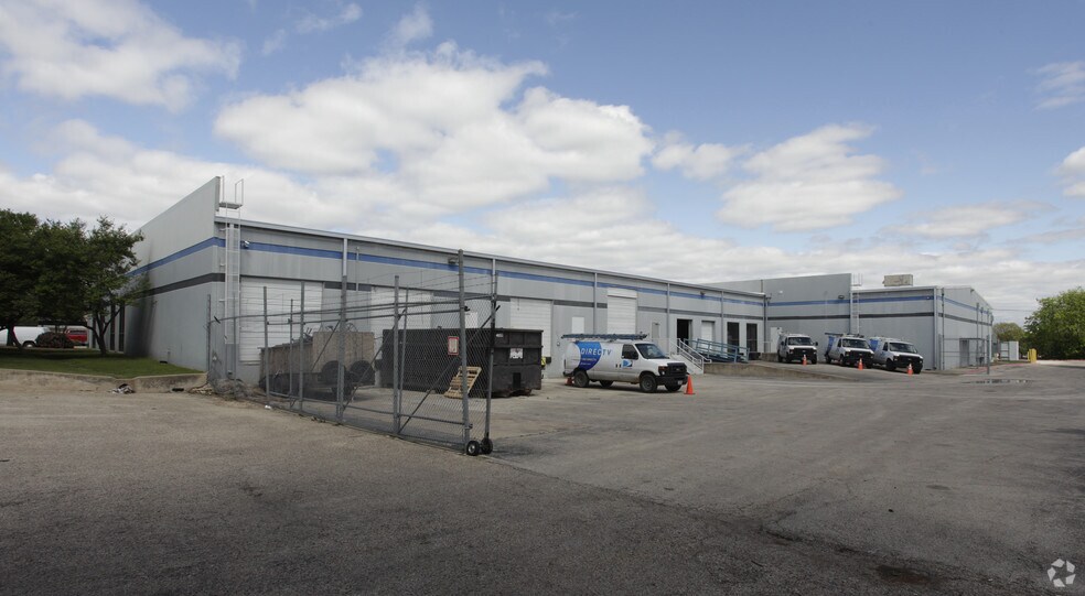 More Photos Of 6013 Techni Center Dr, Austin Manufacturing For Lease
