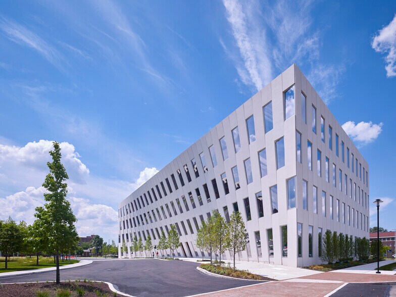 More Photos Of 1200 Intrepid Ave, Philadelphia Office For Lease