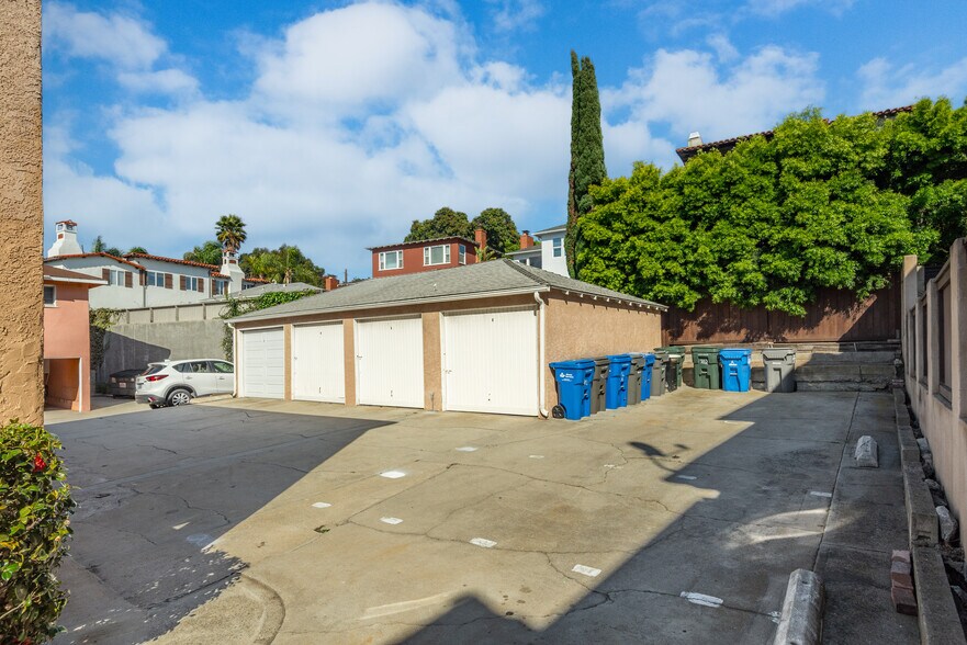 More Photos Of 702 S Pacific Coast Hwy, Redondo Beach Multifamily For Sale