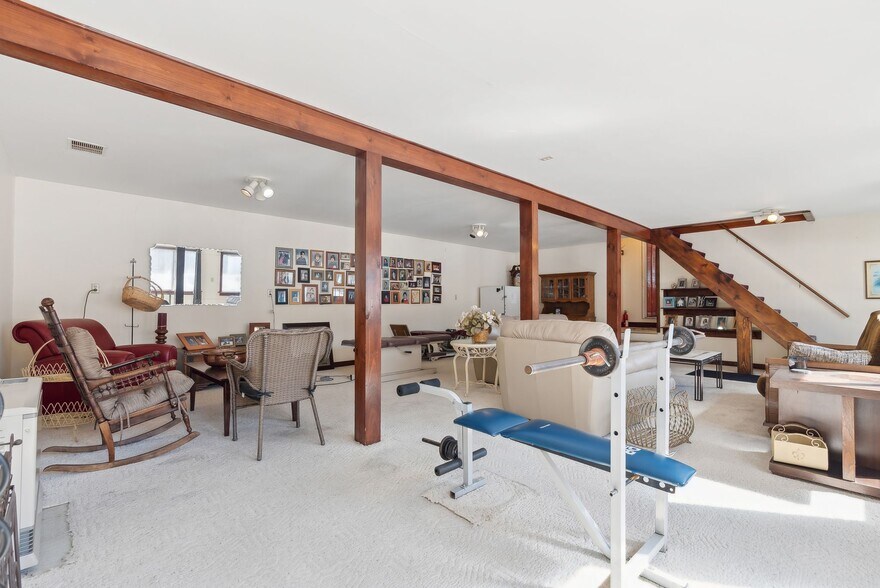 More Photos Of 287 E Main St, Dover-Foxcroft Medical For Sale