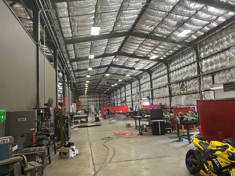 More Photos Of 2100 Mannix Dr, San Antonio Manufacturing For Sale