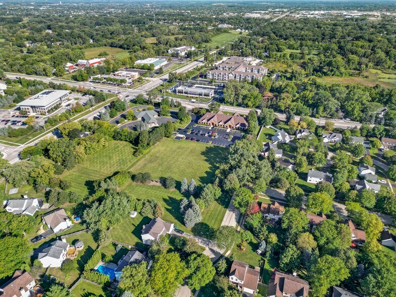 More Photos Of 6475 Washington St, Gurnee Office For Sale