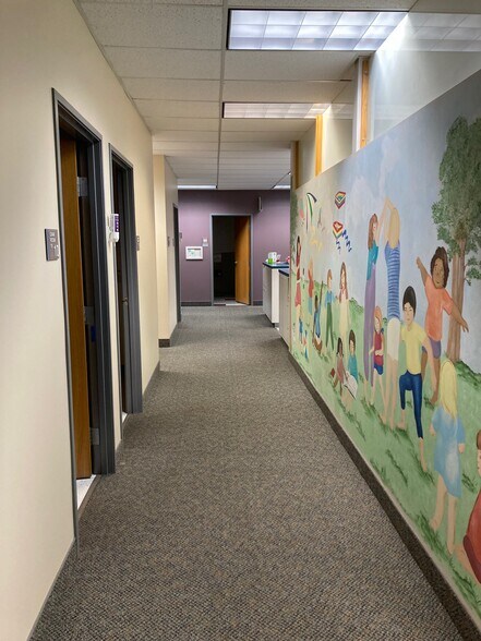 More Photos Of 2150 NE Division St, Gresham Medical For Lease