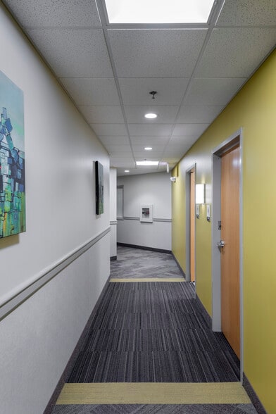 More Photos Of 4949 Harlem Rd, Buffalo Medical For Lease