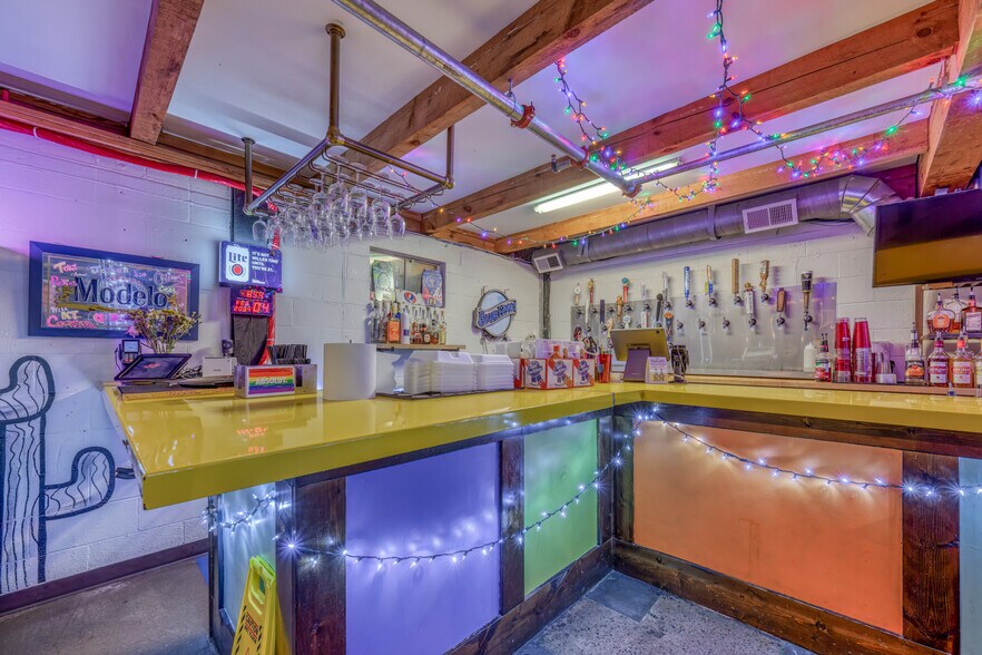 More Photos Of 4903 N Roan St, Johnson City Restaurant For Sale