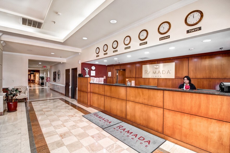 More Photos Of 5010 Old National Hwy, Atlanta Hotel For Sale