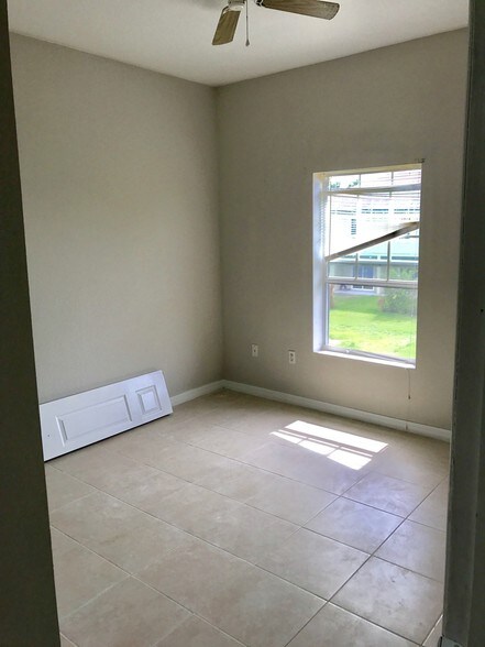 More Photos Of 1800 Bassinger St, Kissimmee Apartments For Sale