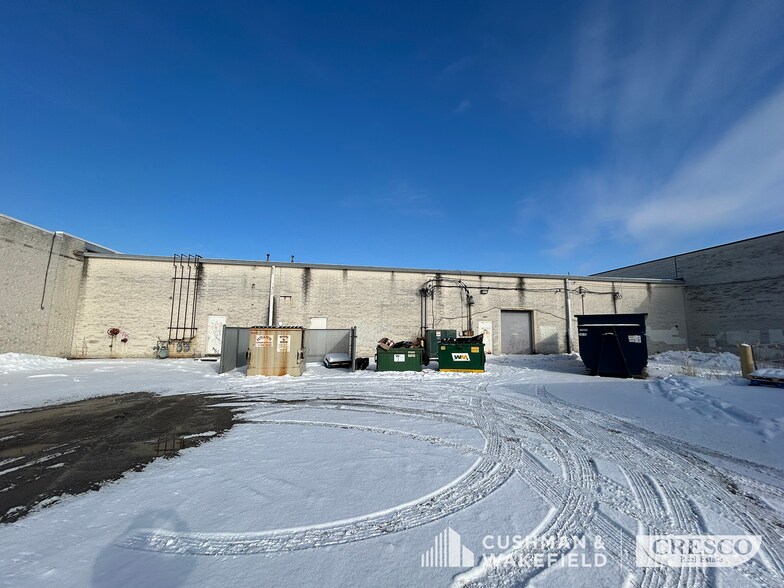 More Photos Of 8247-8303 Day Dr, Parma General Retail For Sale