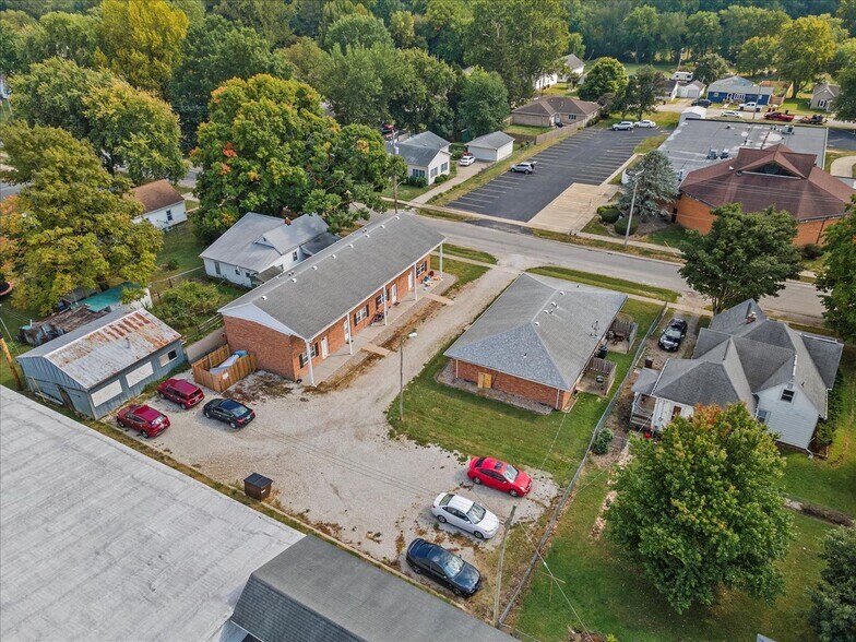 More Photos Of 507 Washington St, Pawnee Apartments For Sale