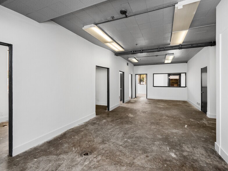 More Photos Of 245 E Adams St, Jacksonville Loft Creative Space For Lease