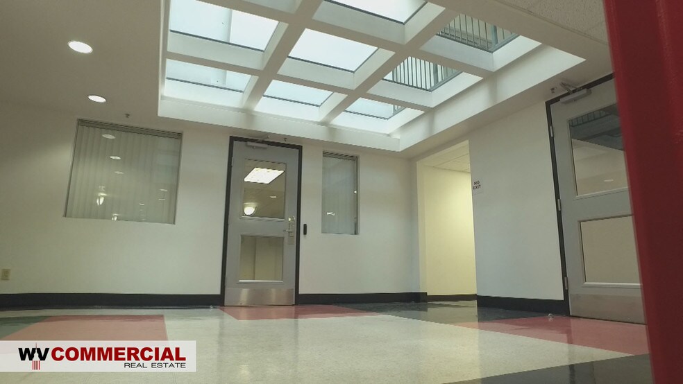 More Photos Of 320 Adams St, Fairmont Medical For Lease