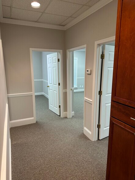 More Photos Of 1849 Peeler Rd, Dunwoody Medical For Lease