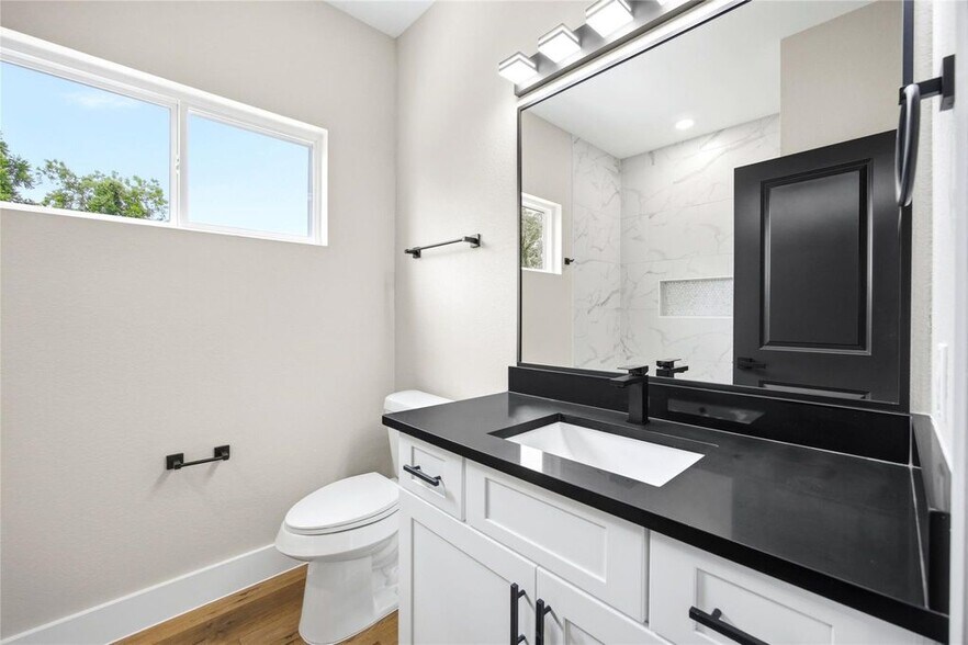 More Photos Of 6103 Shotwell st, Houston Multifamily For Sale
