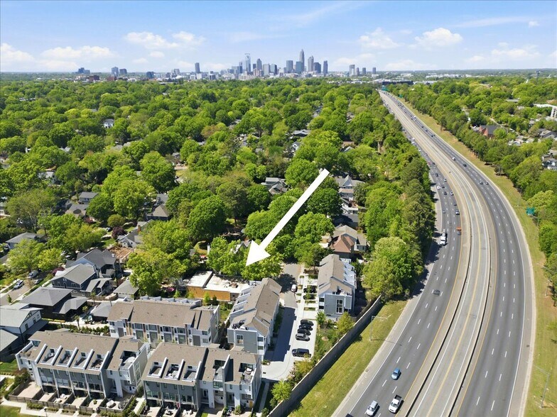 More Photos Of 2664 Shenandoah Ave, Charlotte General Retail For Sale