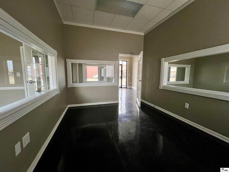 More Photos Of 5324 Cypress St, West Monroe Medical For Lease