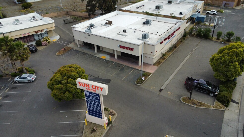 More Photos Of 6966 65th Expy, Sacramento General Retail For Sale