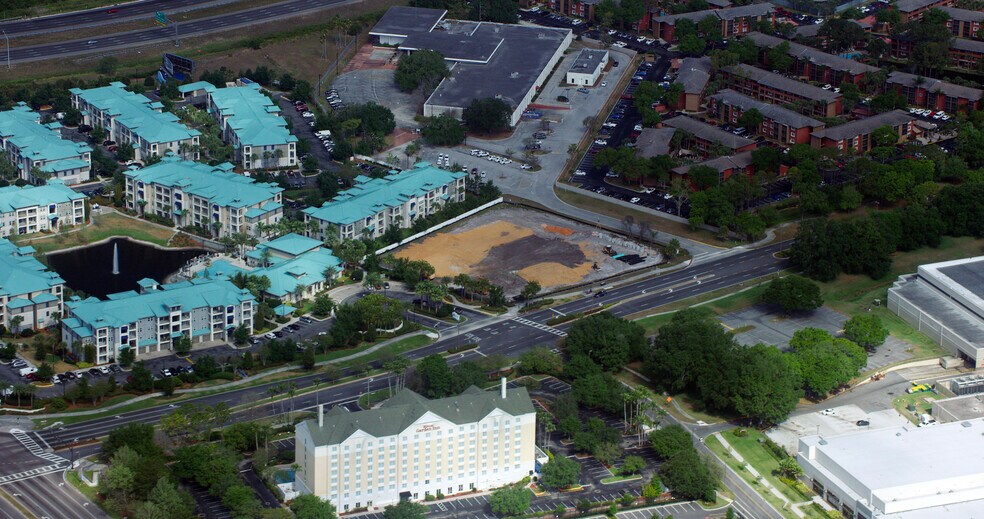 More Photos Of 6777 Westwood, Orlando Service Station For Sale