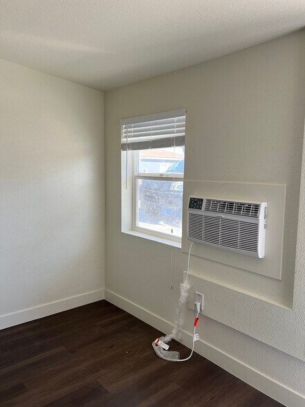 More Photos Of 1323 C St, Las Vegas Multifamily For Sale