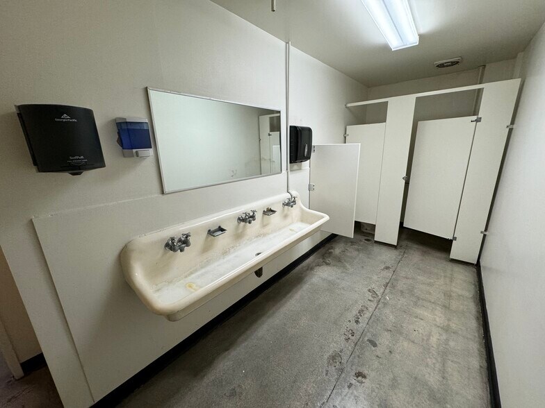 More Photos Of 7055-7103 Marcelle St, Paramount Manufacturing For Lease