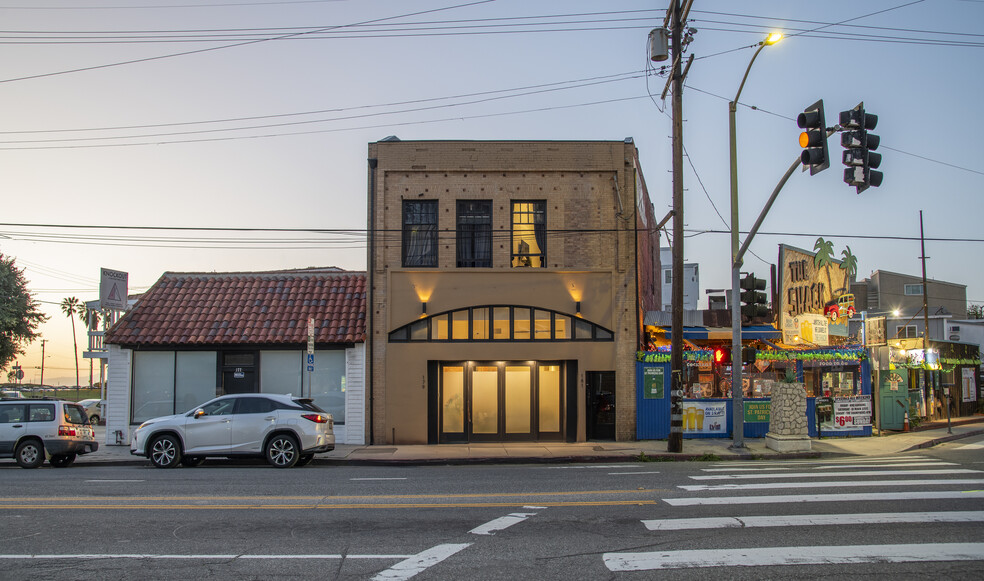 Primary Photo Of 179-181 Culver Blvd, Playa Del Rey Office Residential For Sale