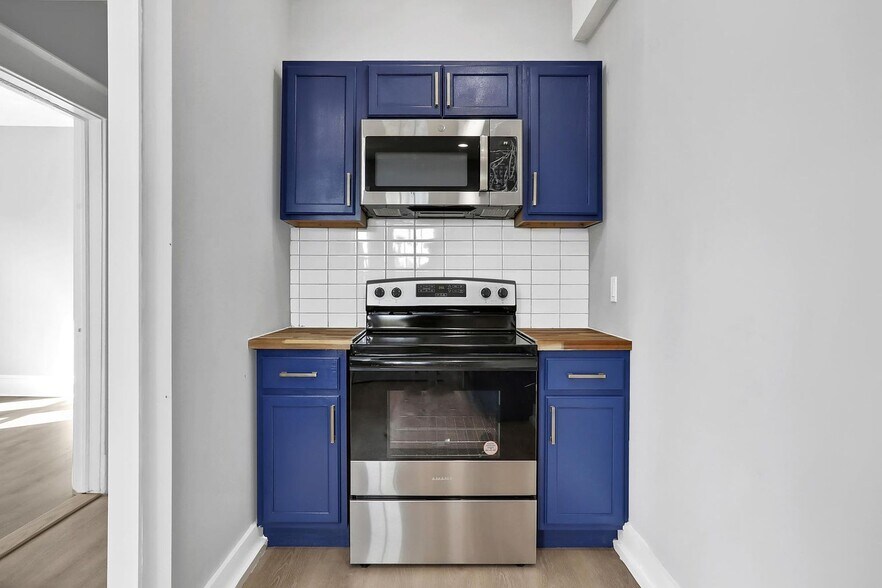 More Photos Of 36 Fairview Ave, Hudson Apartments For Sale