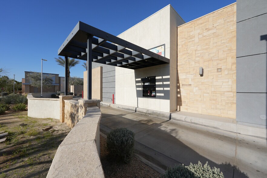 More Photos Of 78621 CA-111 Hwy, La Quinta Fast Food For Sale