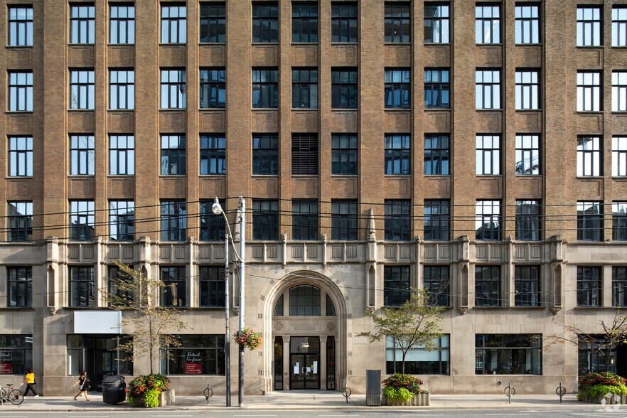 More Photos Of 317 Adelaide St W, Toronto Office For Lease