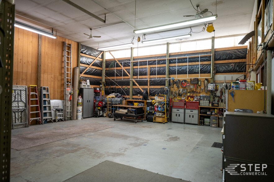 More Photos Of 1518 E Eisenhower Blvd, Loveland Warehouse For Sale