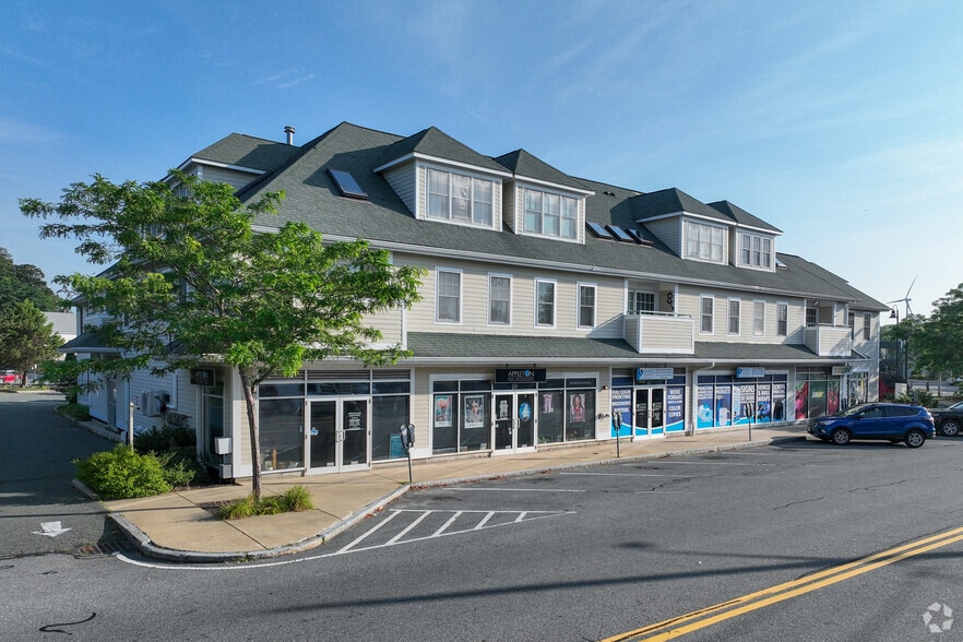 Primary Photo Of 25-31 Railroad Ave, Gloucester Storefront For Sale