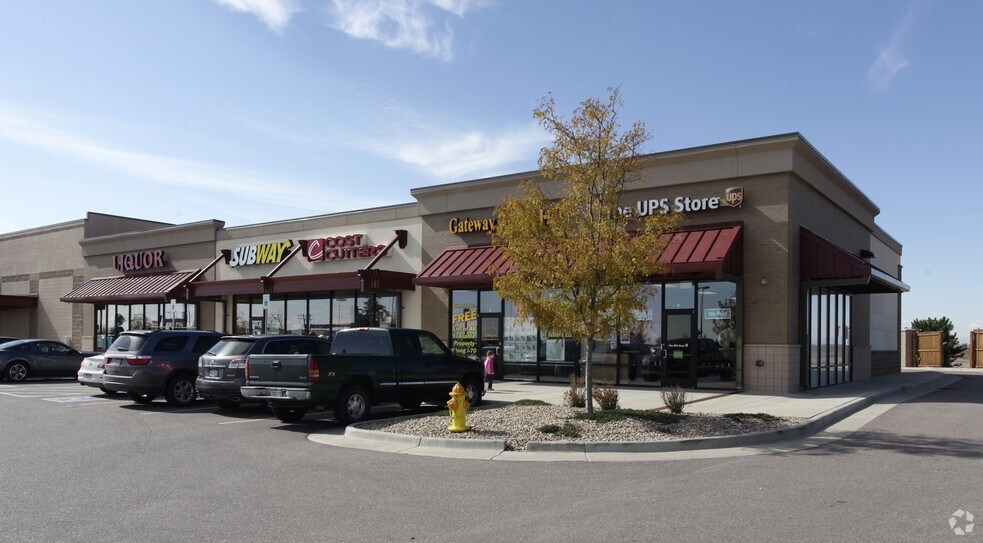 More Photos Of 965-1045 S 1st St, Bennett Unknown For Lease