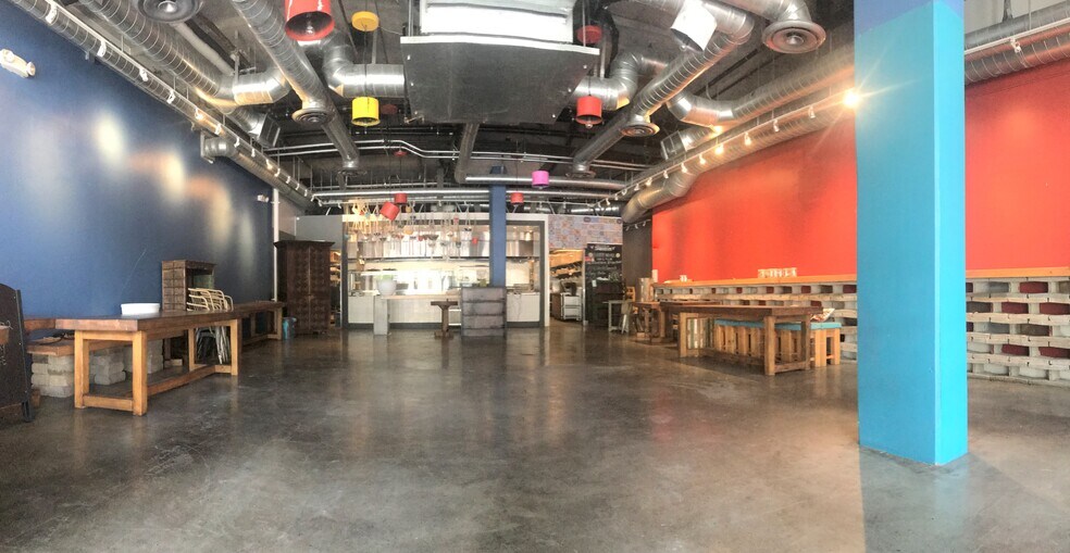 More Photos Of 525 Santa Monica Blvd, Santa Monica Apartments For Sale