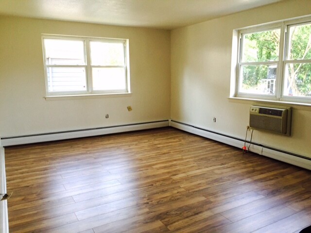 More Photos Of 256 S Marshall St, Hartford Apartments For Sale