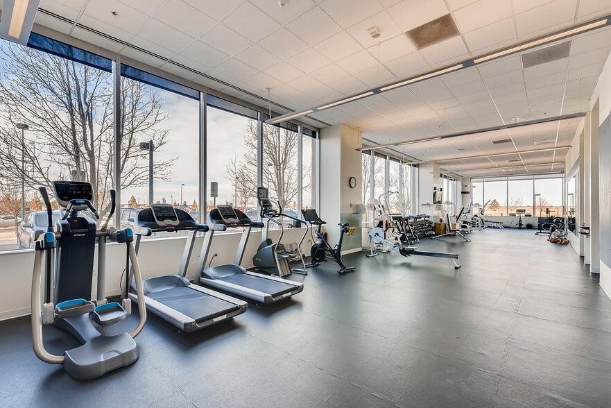 More Photos Of 4555 Airport Way, Denver Office For Sale