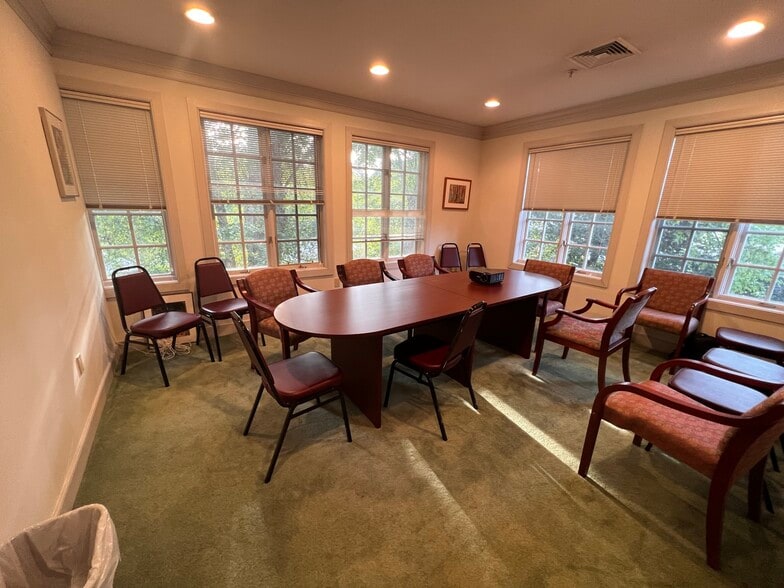 More Photos Of 100 John Robert Thomas Dr, Exton Office For Sale