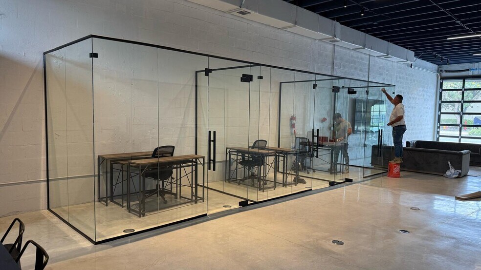 More Photos Of 8747 SW 134th St, Miami Warehouse For Lease