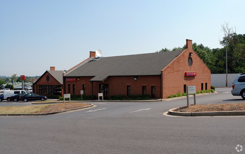 More Photos Of 1080 W Patrick St, Frederick Unknown For Lease