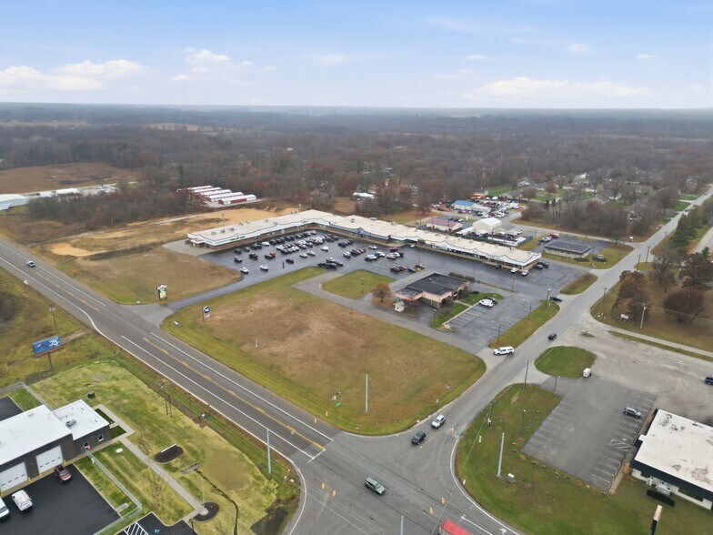 More Photos Of 5914 W State Road 10, Demotte Storefront Retail Office For Sale