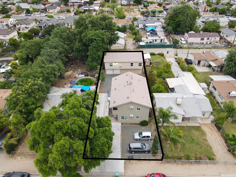 More Photos Of 2207 River Blvd, Bakersfield Apartments For Sale