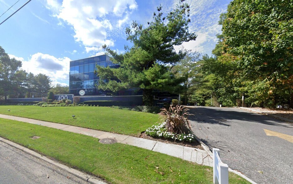 More Photos Of 490 Wheeler Rd, Hauppauge Office For Lease