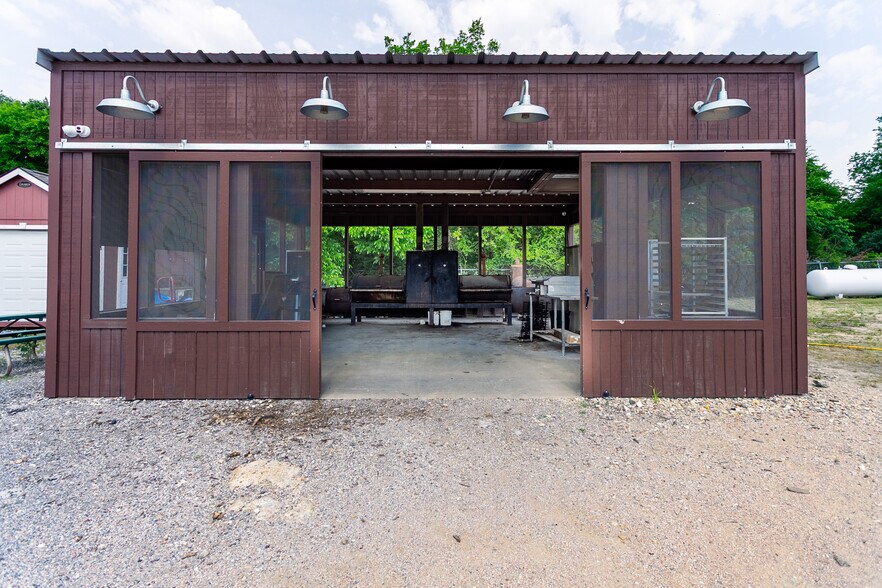 More Photos Of 125 W Highway 171, Godley Freestanding For Sale