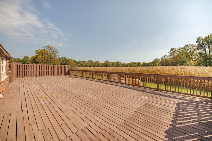 More Photos Of 204 Killen Rd, Memphis Flex For Sale