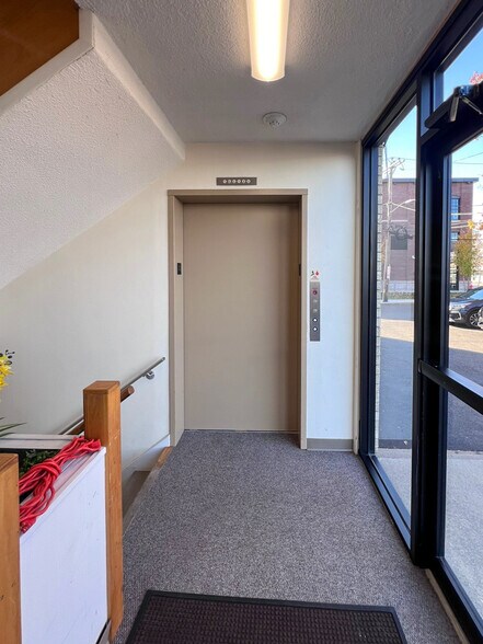 More Photos Of 515 Providence Hwy, Dedham Office For Lease
