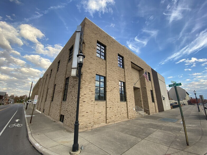 More Photos Of 50 S Broad St, Middletown Warehouse For Sale