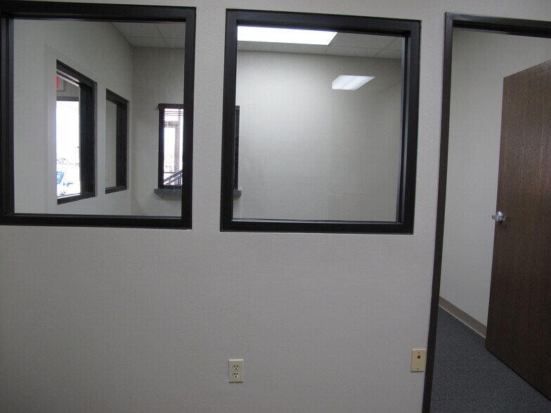 More Photos Of 531 N Portland Ave, Oklahoma City Warehouse For Lease